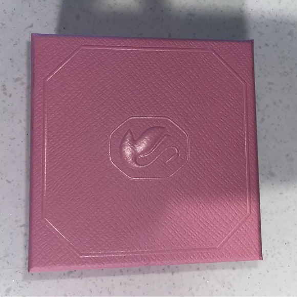 Swarovski Bella earrings NEW - COPY - Picture 3 of 3